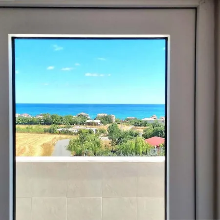 Close To Ist Airport, Sea View& Peaceful *